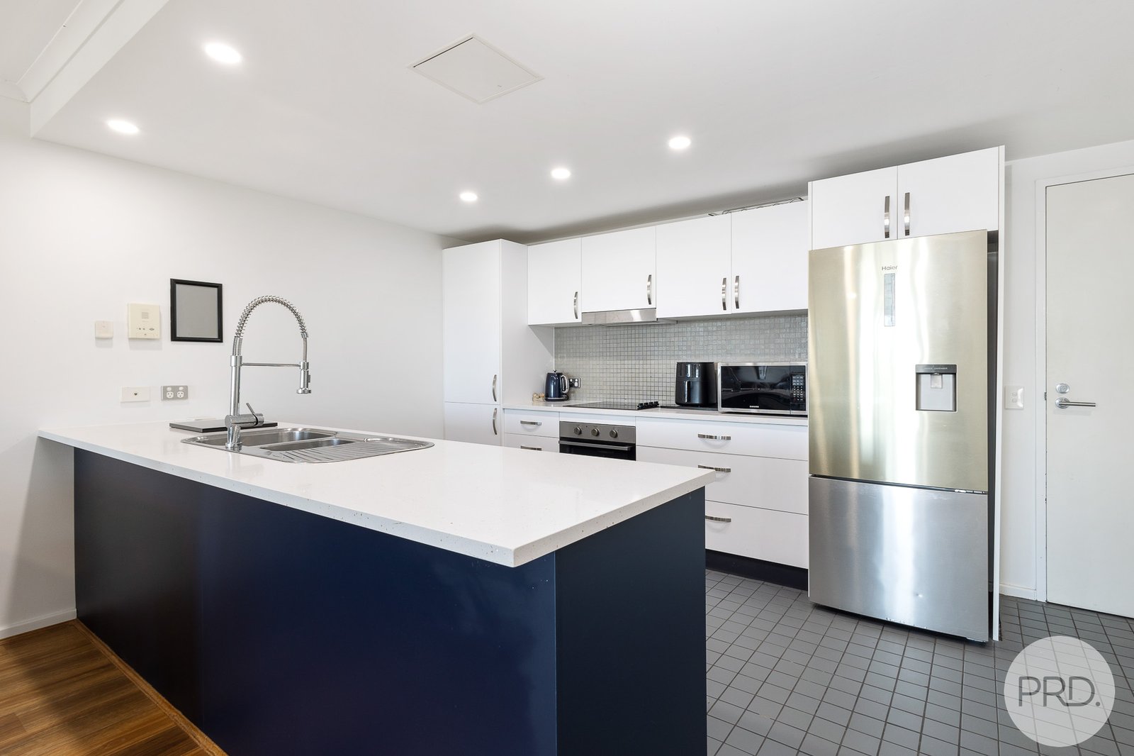 25/1a Tomaree Street NELSON BAY 4