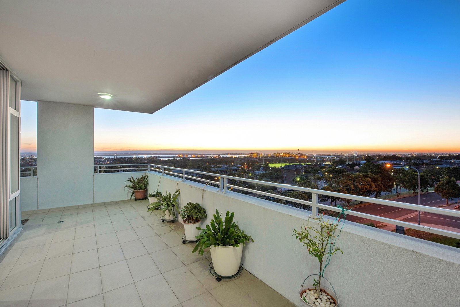 25/2-4 Gubbuteh Ave  LITTLE BAY 7