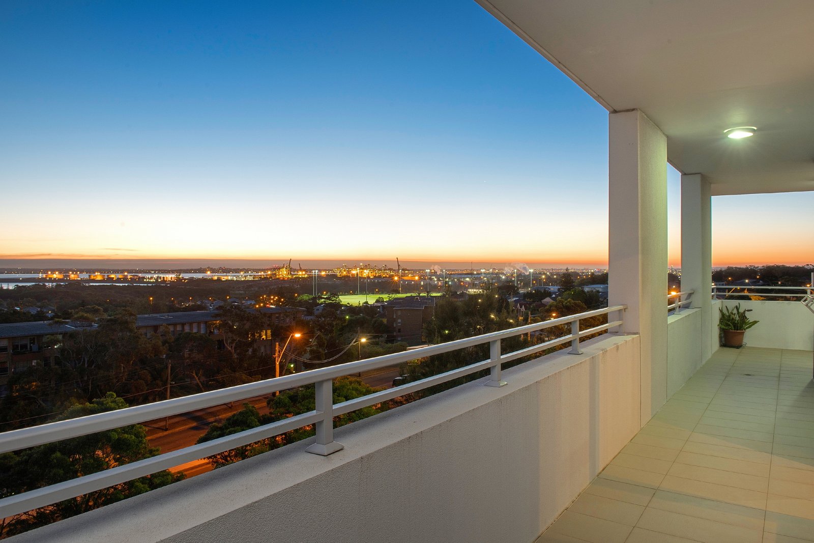 25/2-4 Gubbuteh Ave  LITTLE BAY 14