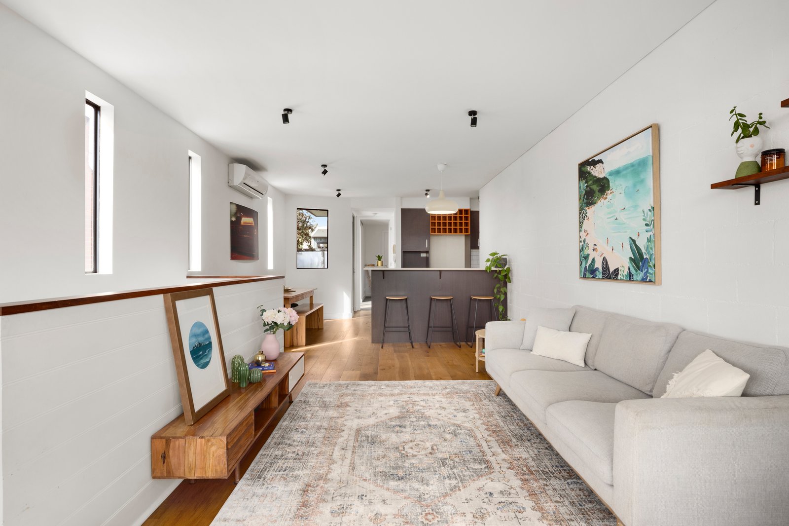 Gallery: 2/52 Balston Street