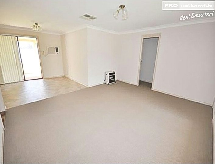 2/52 Eldershaw Drive FOREST HILL 3