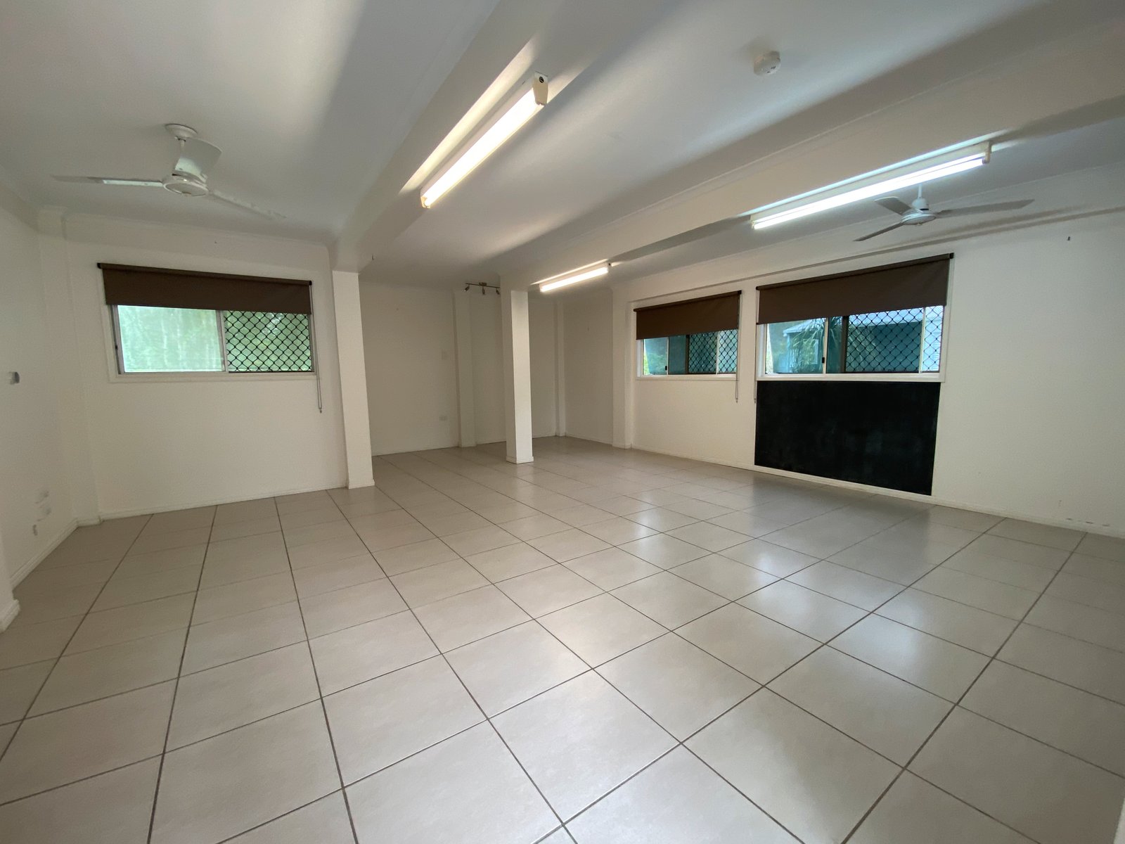 252 MESSMATE Drive MIRIAM VALE 6
