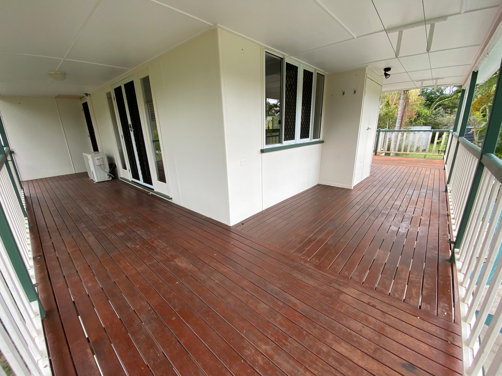 252 MESSMATE Drive MIRIAM VALE 9