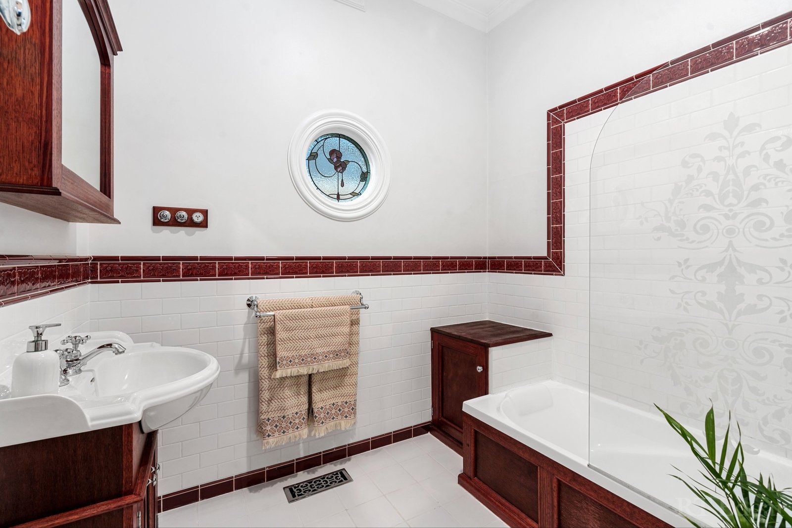 Real Estate and Property in 252 Murray Road, Preston, VIC