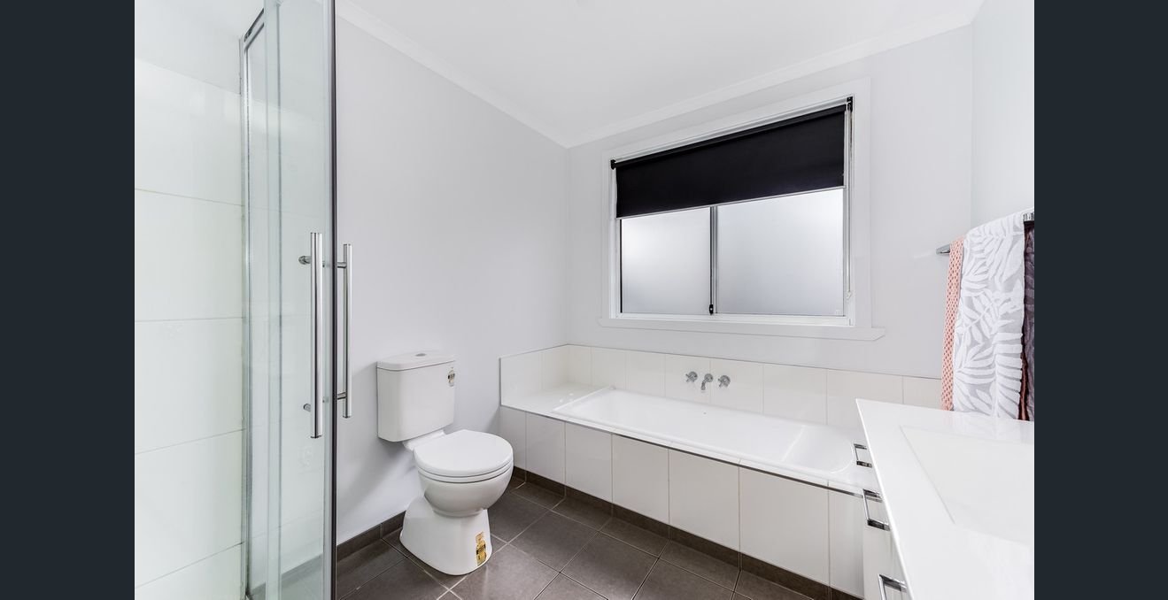 2/52 Renfrew Circle GOODWOOD 5