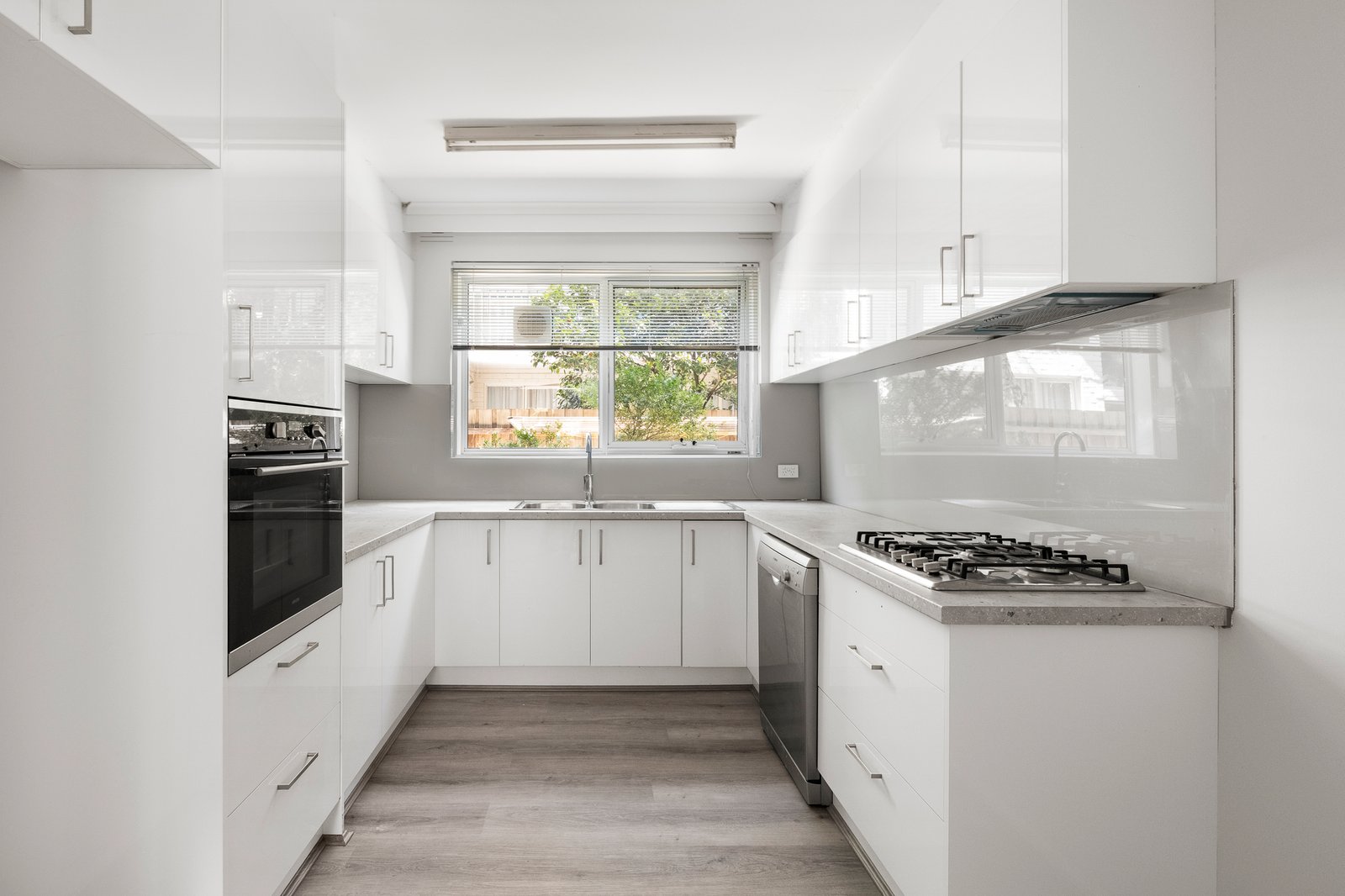 Real Estate and Property in 2/52 Scott Street, Elwood, VIC