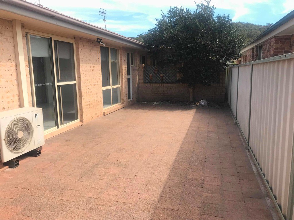 2/52 Shoreline Drive FINGAL BAY 2