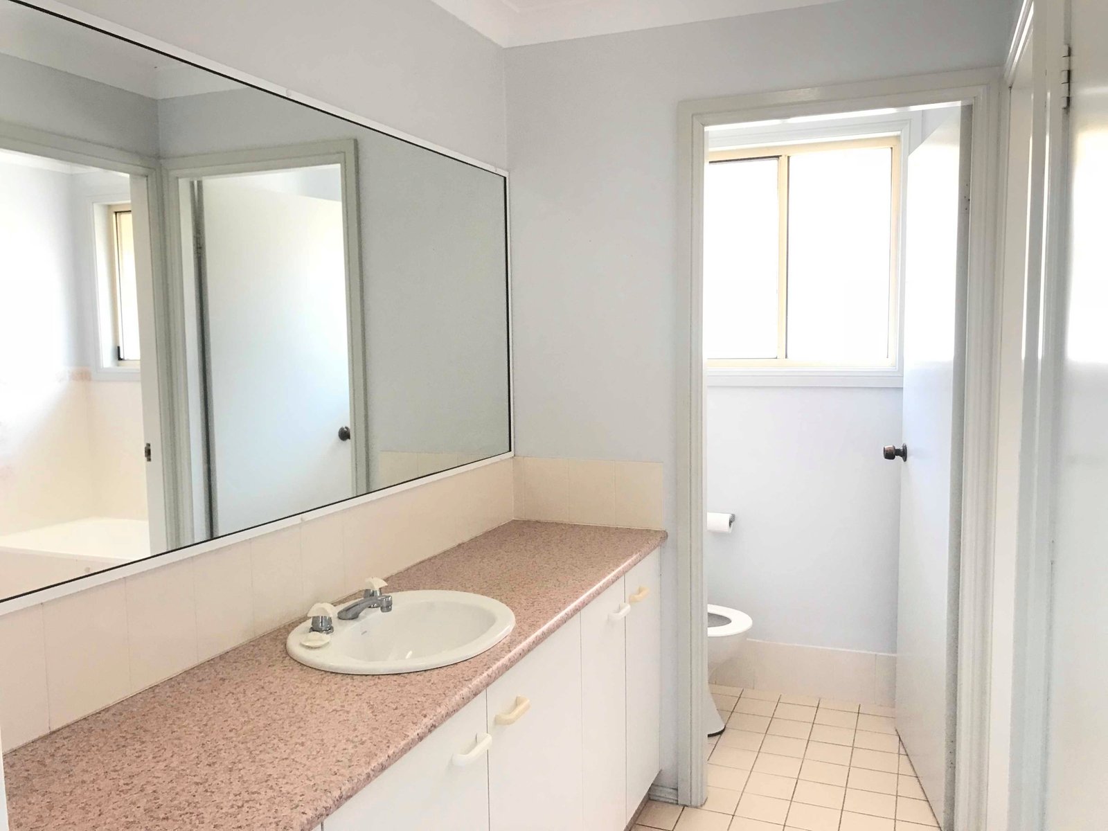 2/52 Shoreline Drive FINGAL BAY 5