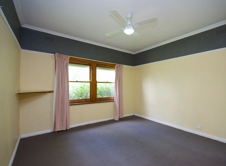 252 Wantigong Street NORTH ALBURY 4