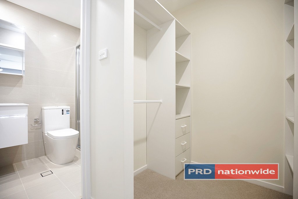 25/208 Great Western Highway KINGSWOOD 8