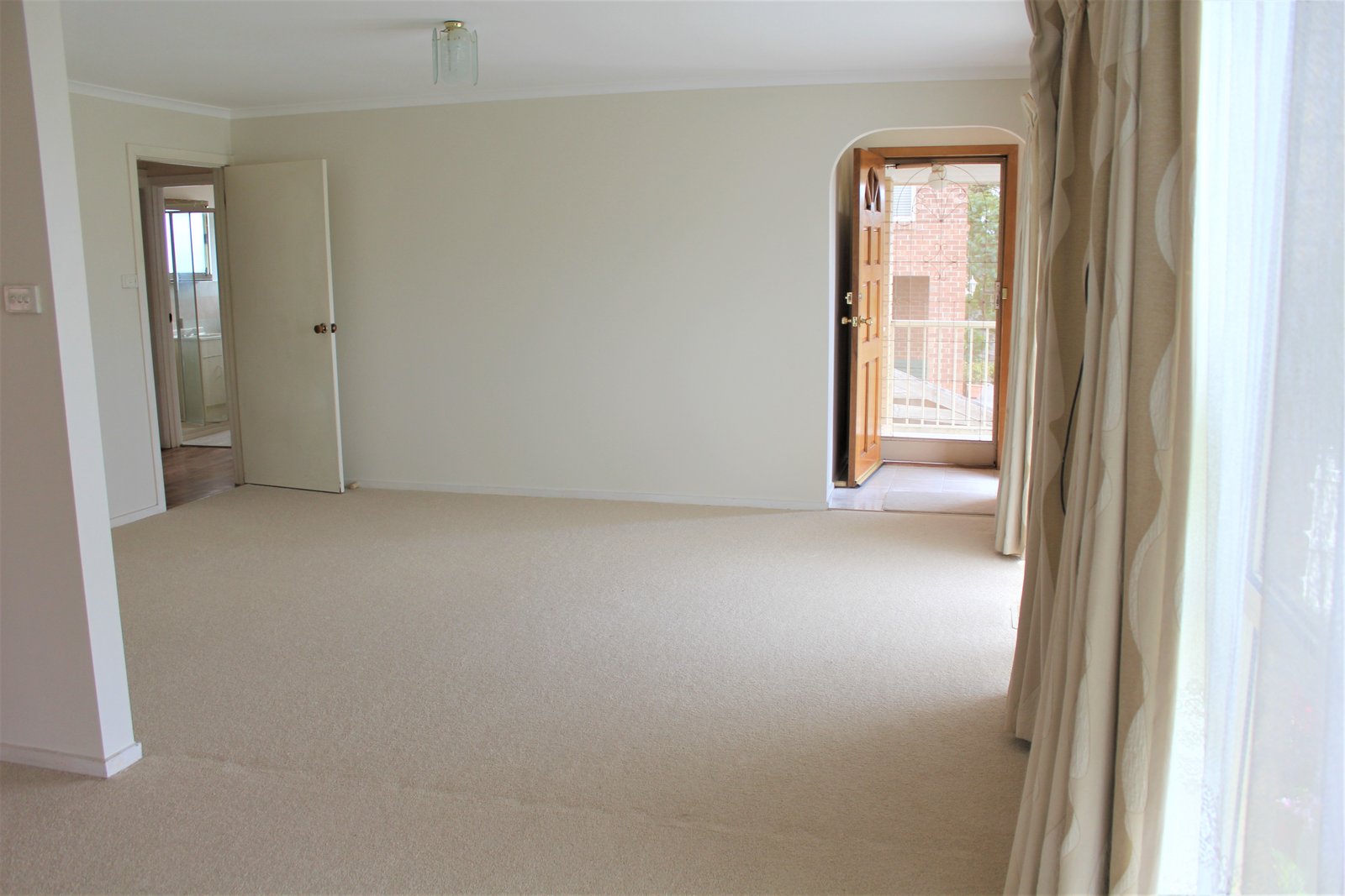Gallery: 2/53 Albert Street