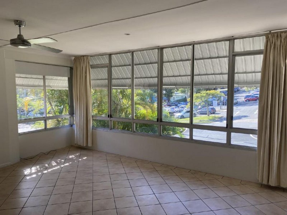 2/53 Connor Street BURLEIGH HEADS 2