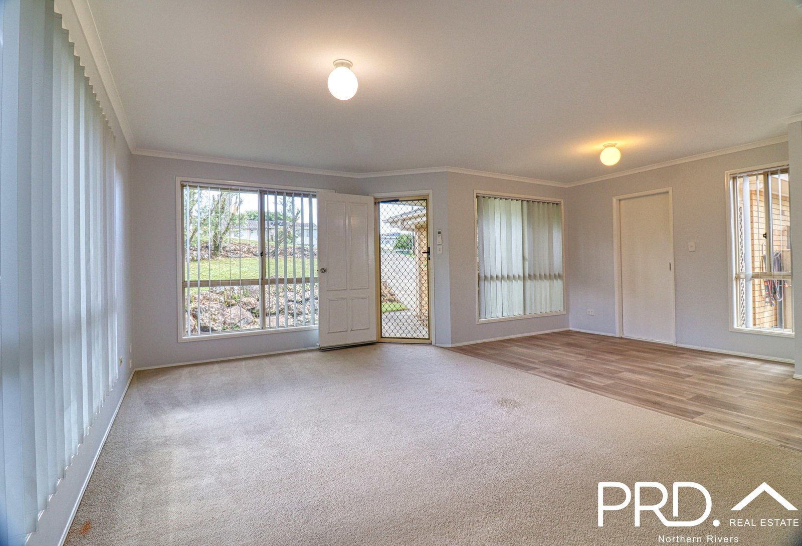 2/53 Elizabeth Avenue GOONELLABAH 2