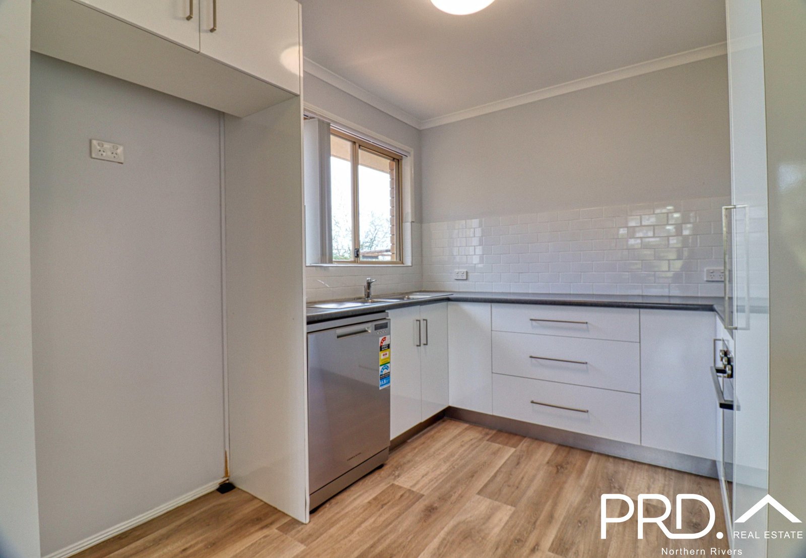 2/53 Elizabeth Avenue GOONELLABAH 5