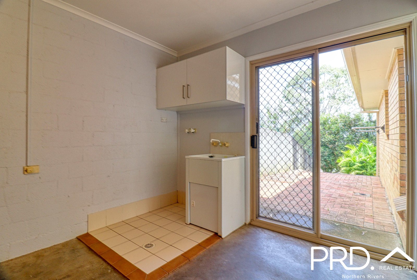 2/53 Elizabeth Avenue GOONELLABAH 13