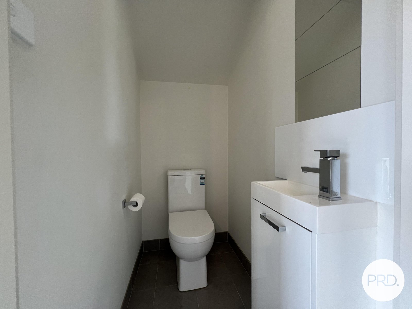 2/53 High Street QUEANBEYAN EAST 11