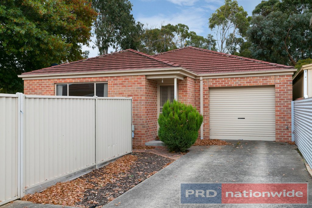 2/53 Melbourne Road BROWN HILL 1
