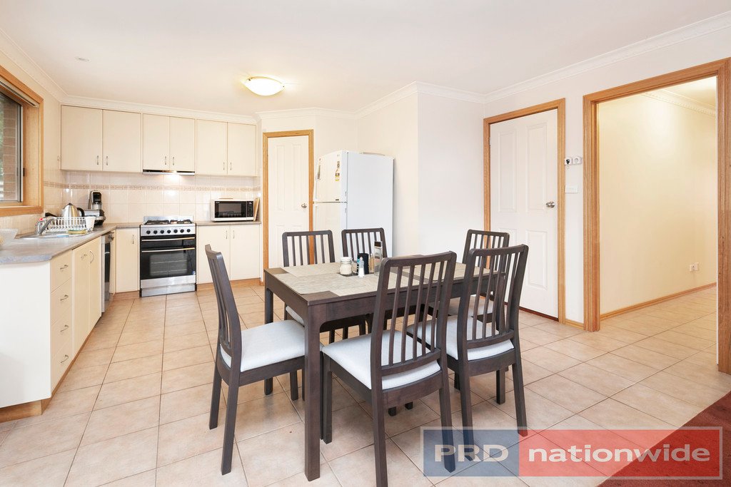 2/53 Melbourne Road BROWN HILL 3
