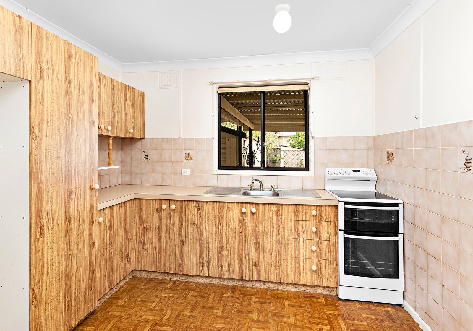 253 Northcliffe Drive BERKELEY 3