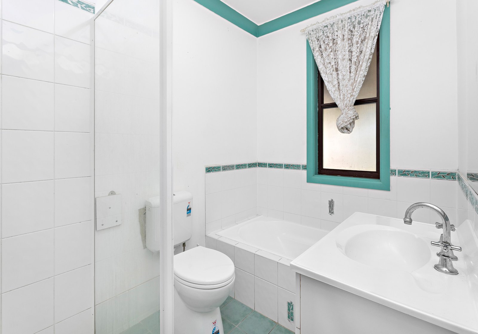 253 Northcliffe Drive BERKELEY 6