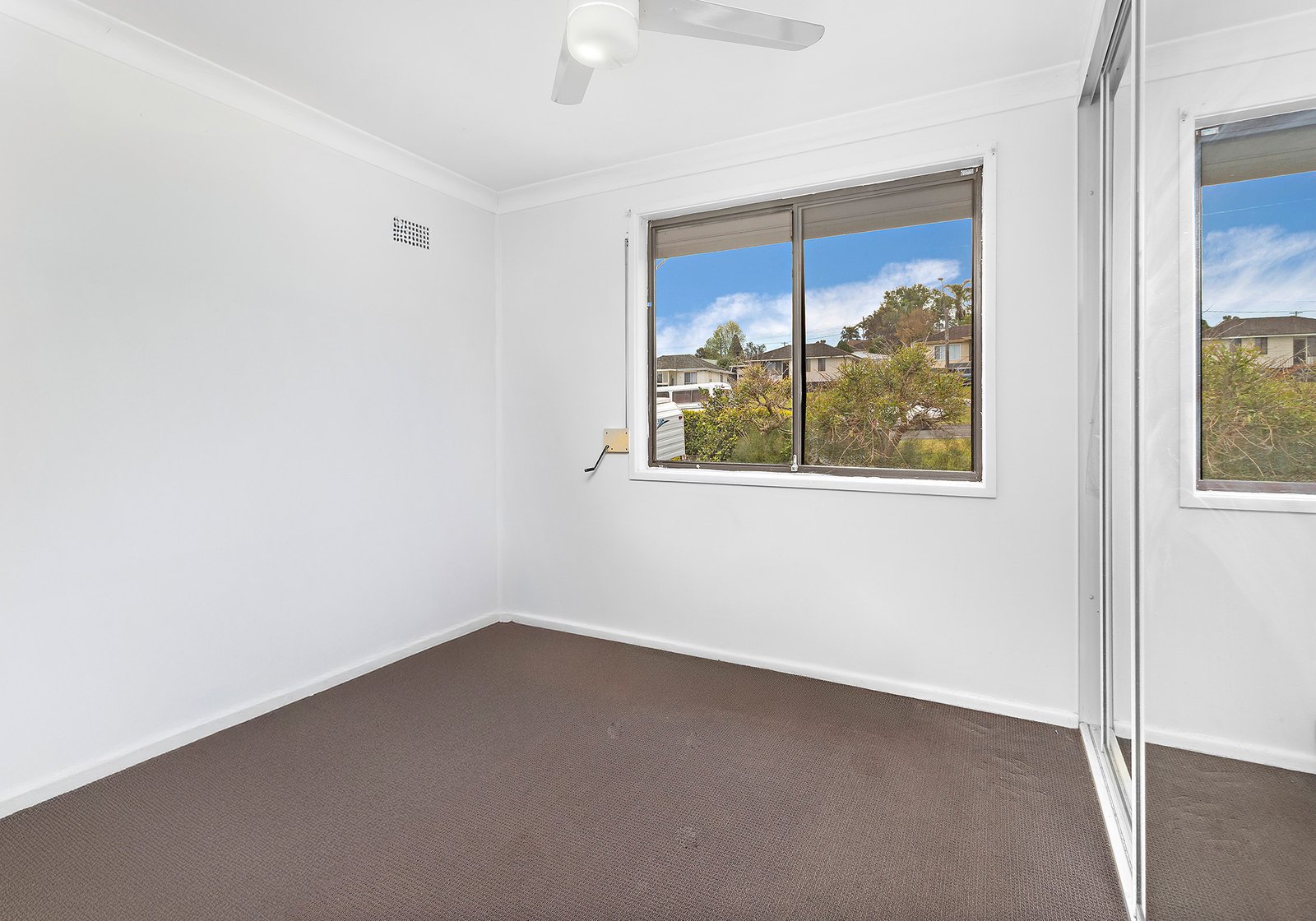 253 Northcliffe Drive BERKELEY 7