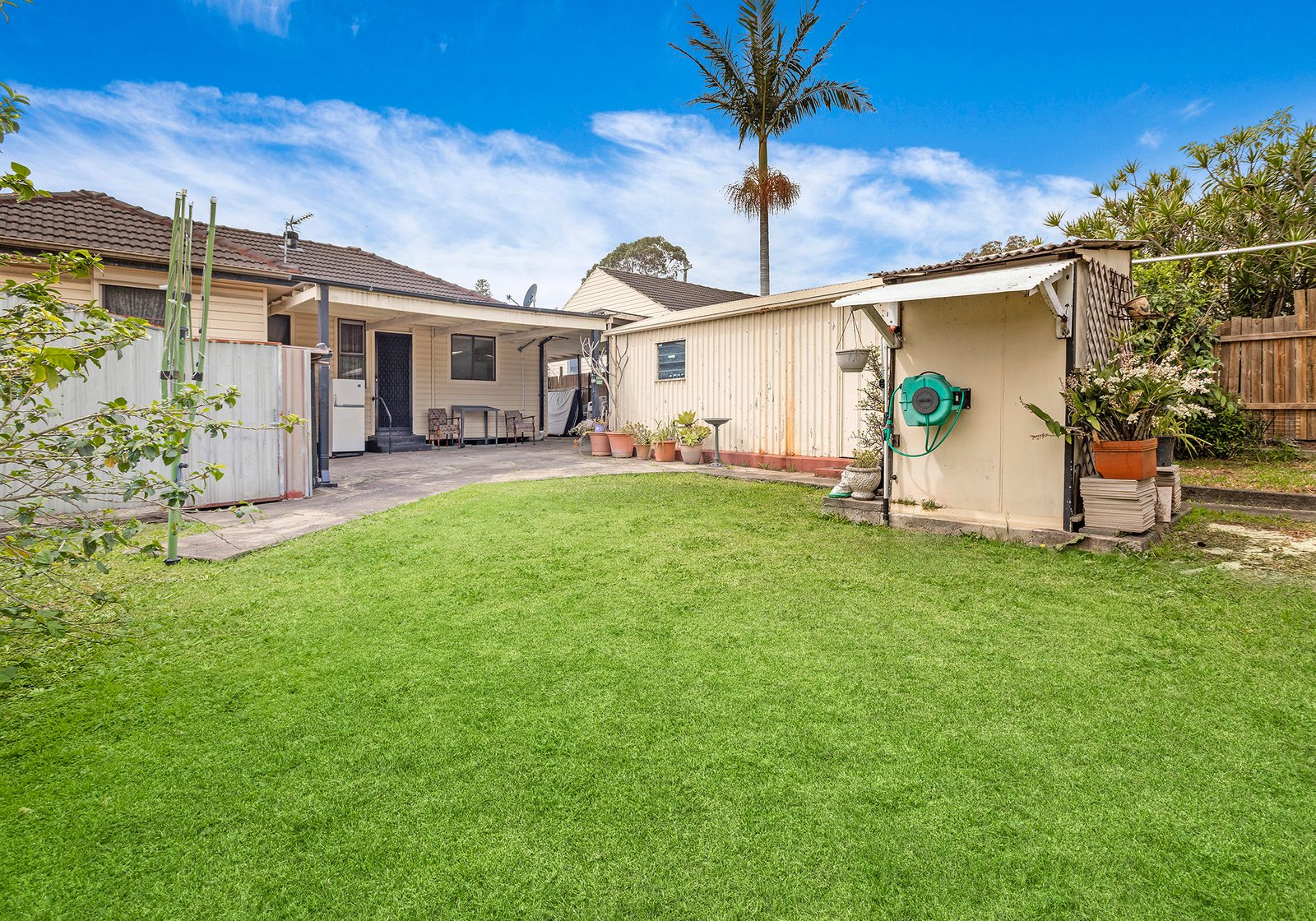 253 Northcliffe Drive BERKELEY 9