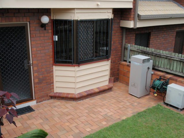 2/53 Oliver Street NUNDAH 7