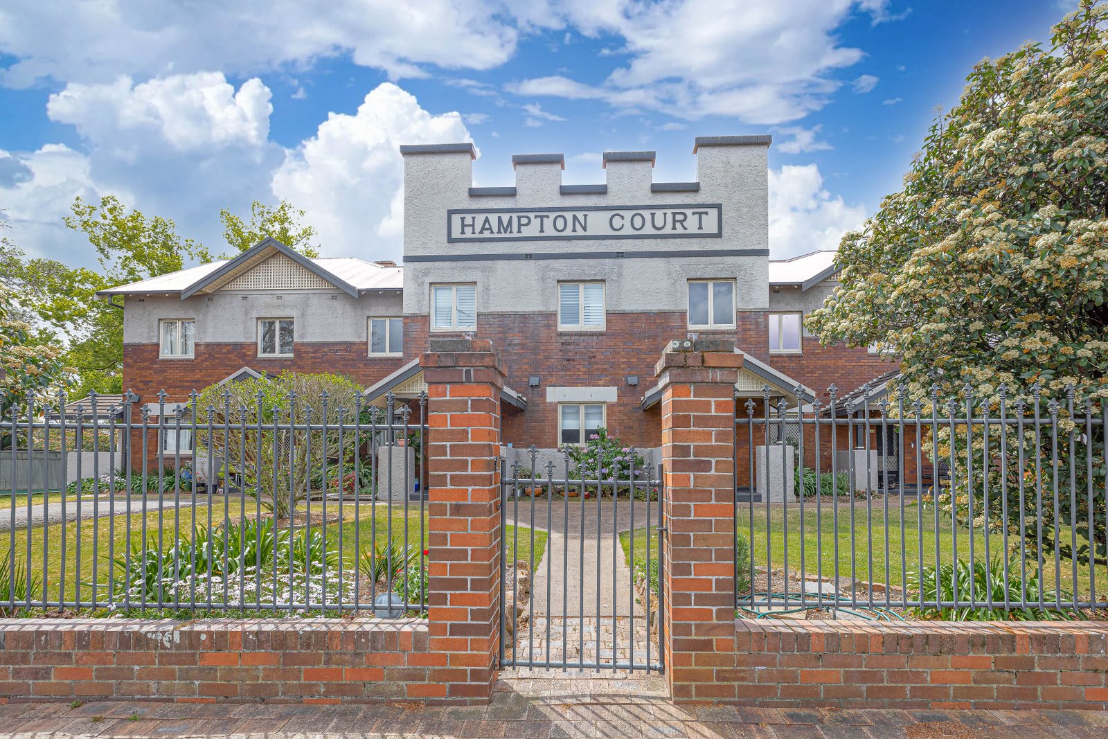 2/530 High Street MAITLAND 2