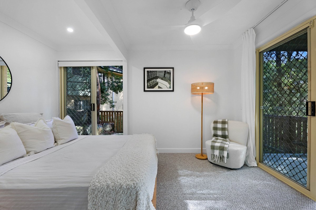 25/31 Simpsons Road Elanora 18