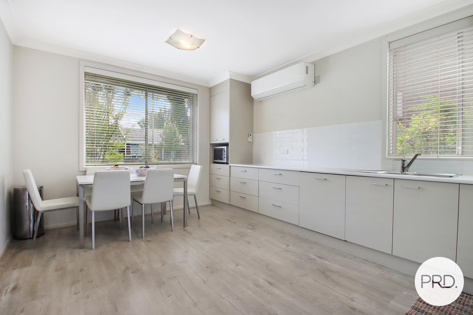 2/533 Kiewa Place ALBURY 5