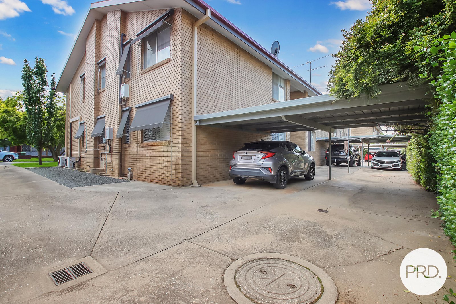 2/533 Kiewa Place ALBURY 12