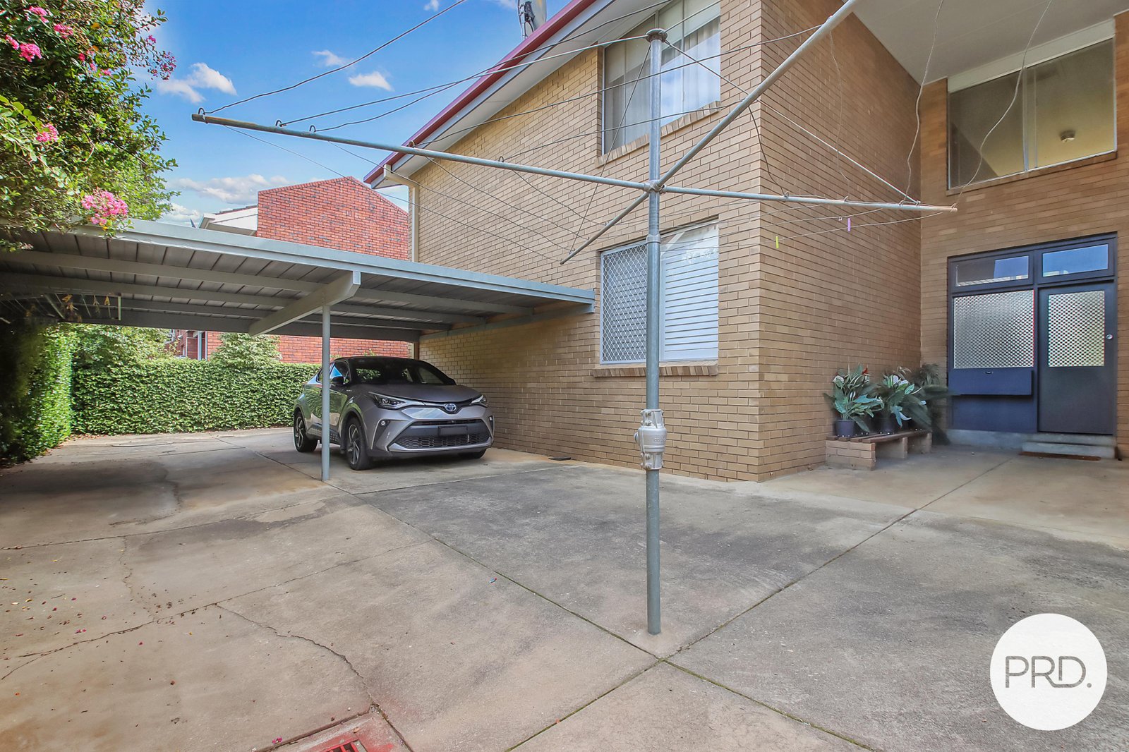 2/533 Kiewa Place ALBURY 13