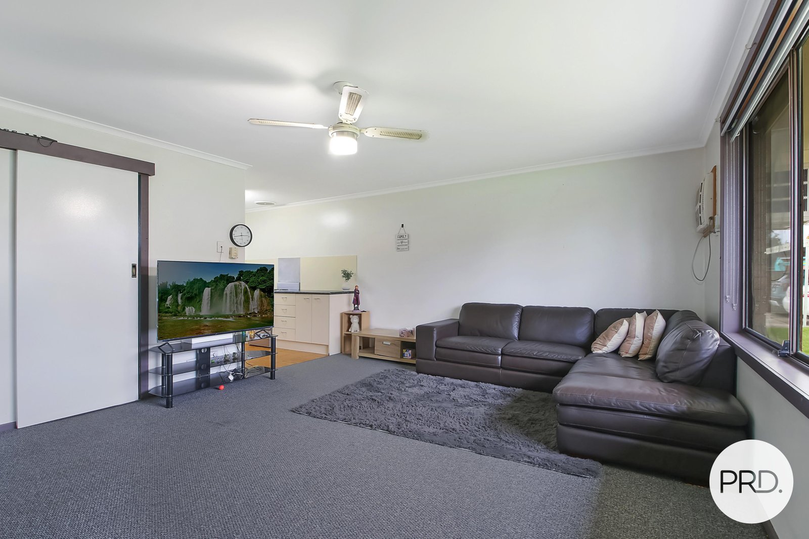 2/535 Schaefer Street LAVINGTON 2