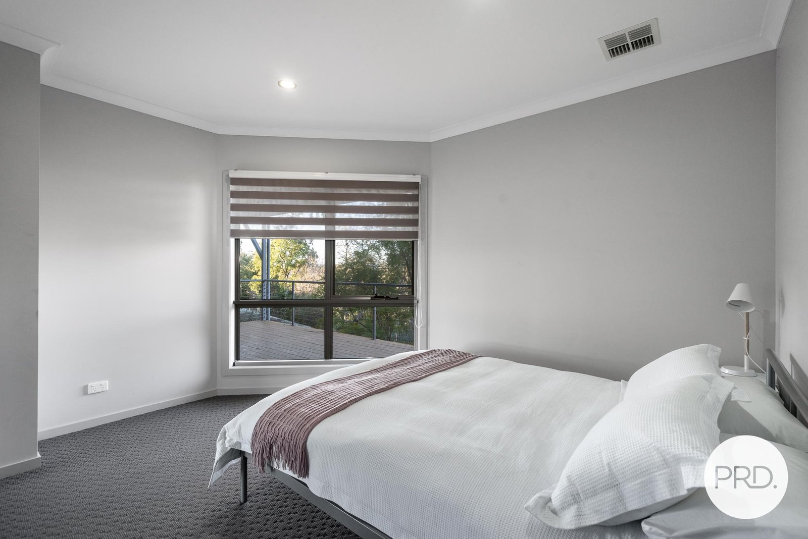 2/536 Roper Street ALBURY 9
