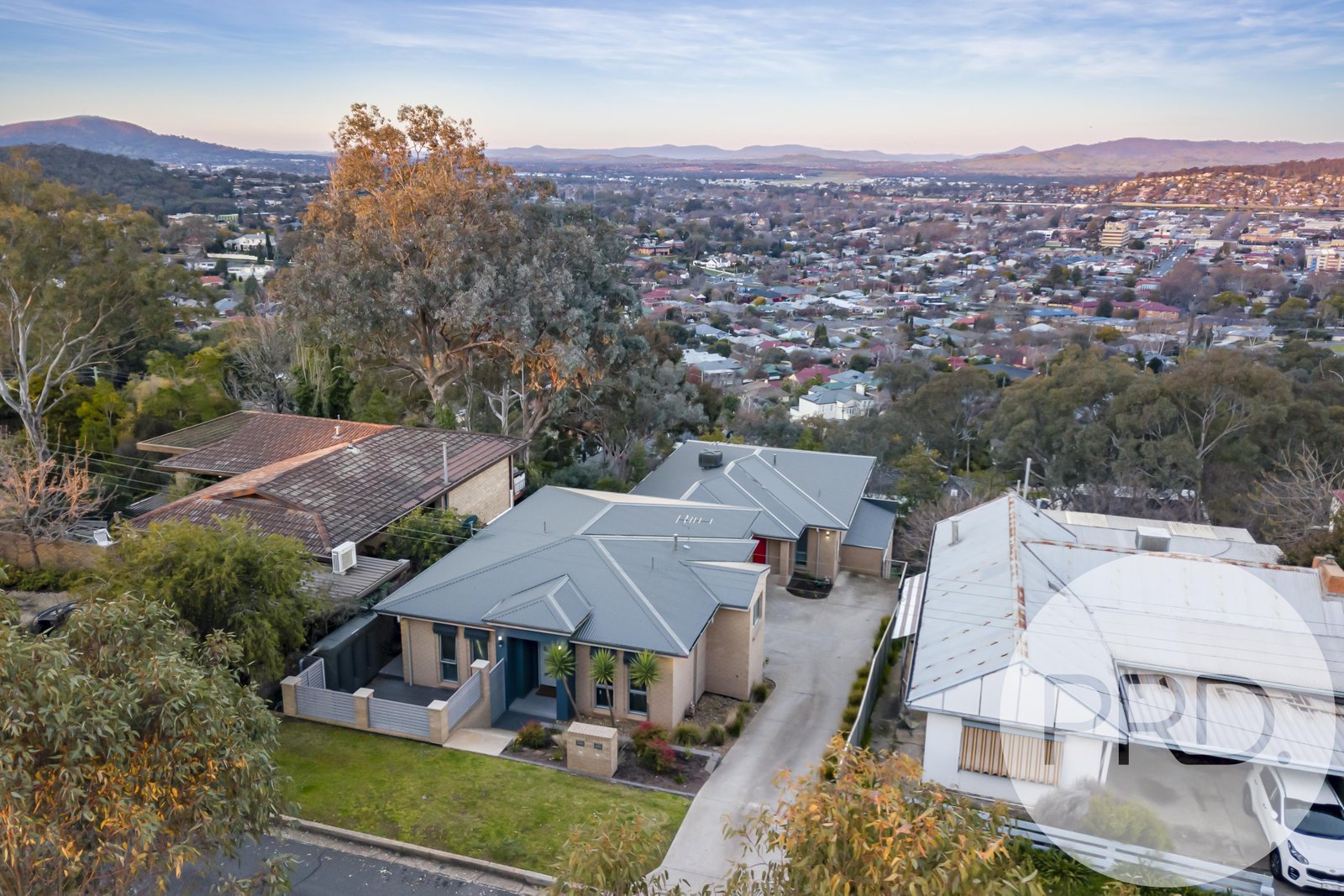 2/536 Roper Street ALBURY 1