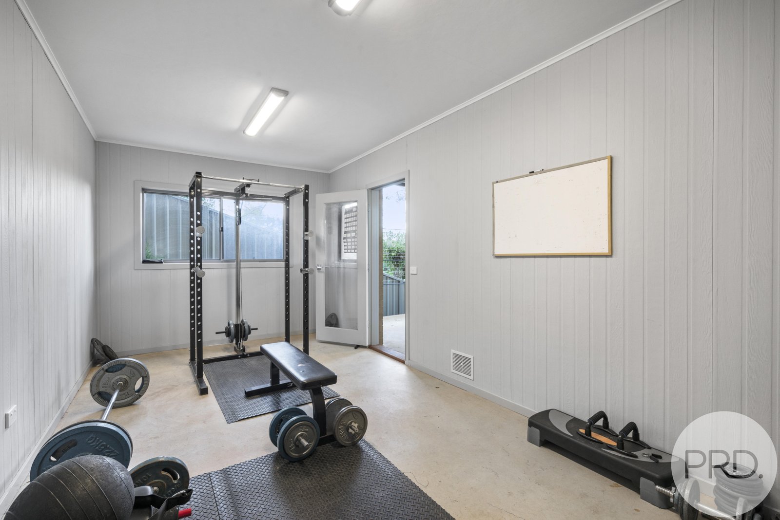 2/536 Roper Street ALBURY 10