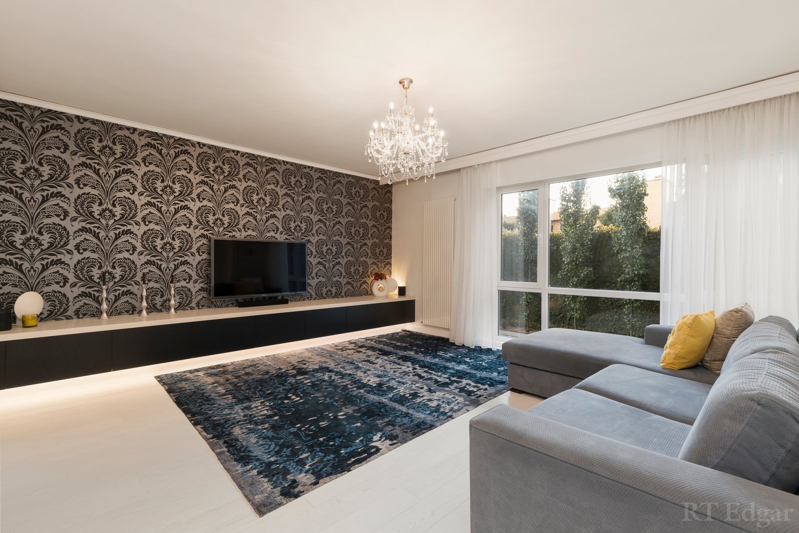 Real Estate and Property in 2/536 Toorak Road, Toorak, VIC