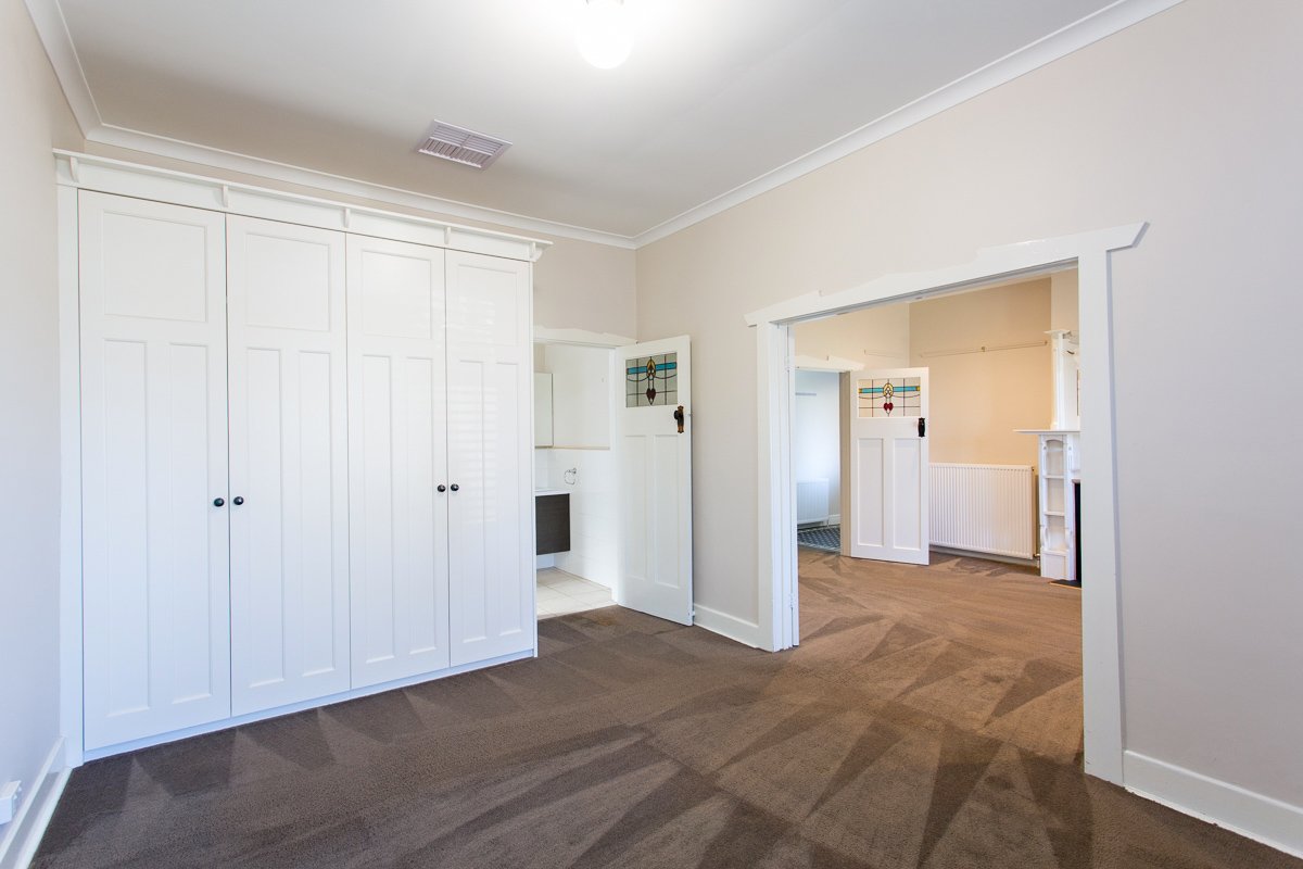 Gallery: 253a Victoria Street