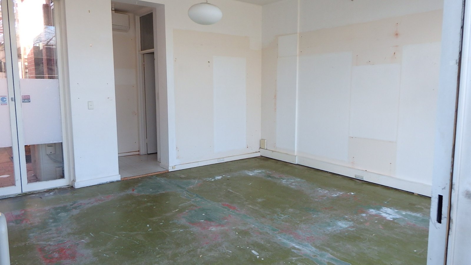 Gallery: 253C Richardson Street