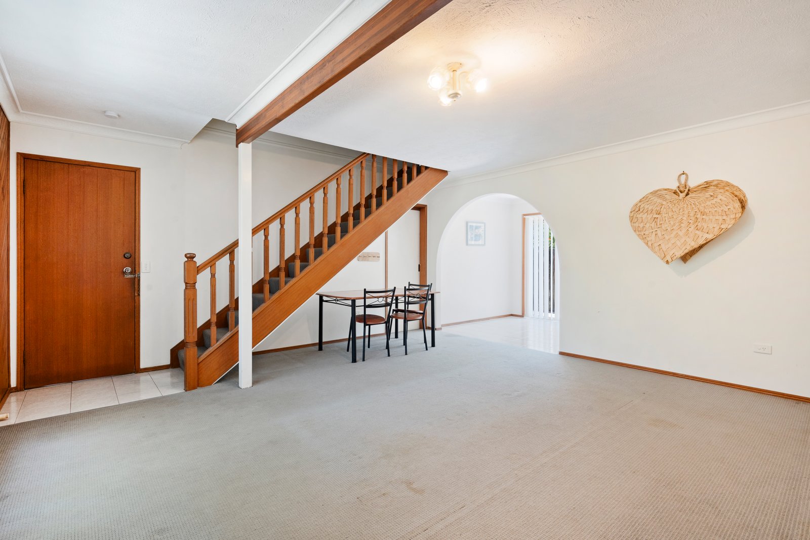 2/54 Elanora Avenue POTTSVILLE 2