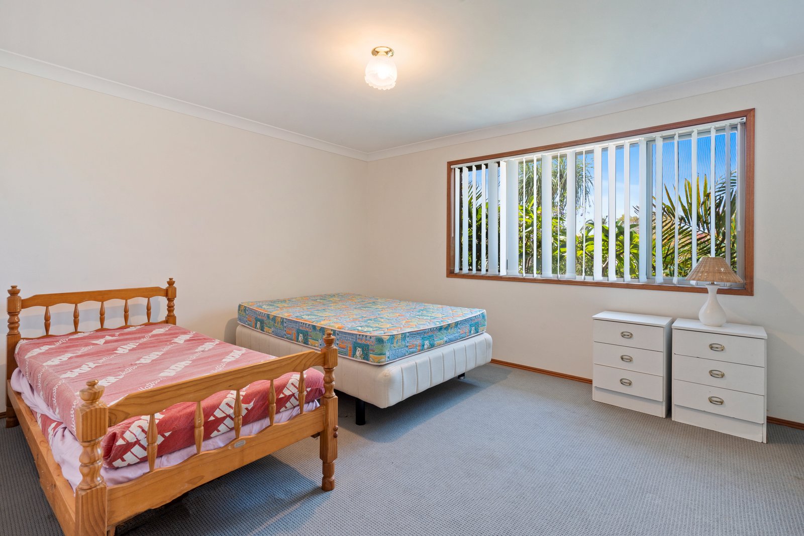 2/54 Elanora Avenue POTTSVILLE 9