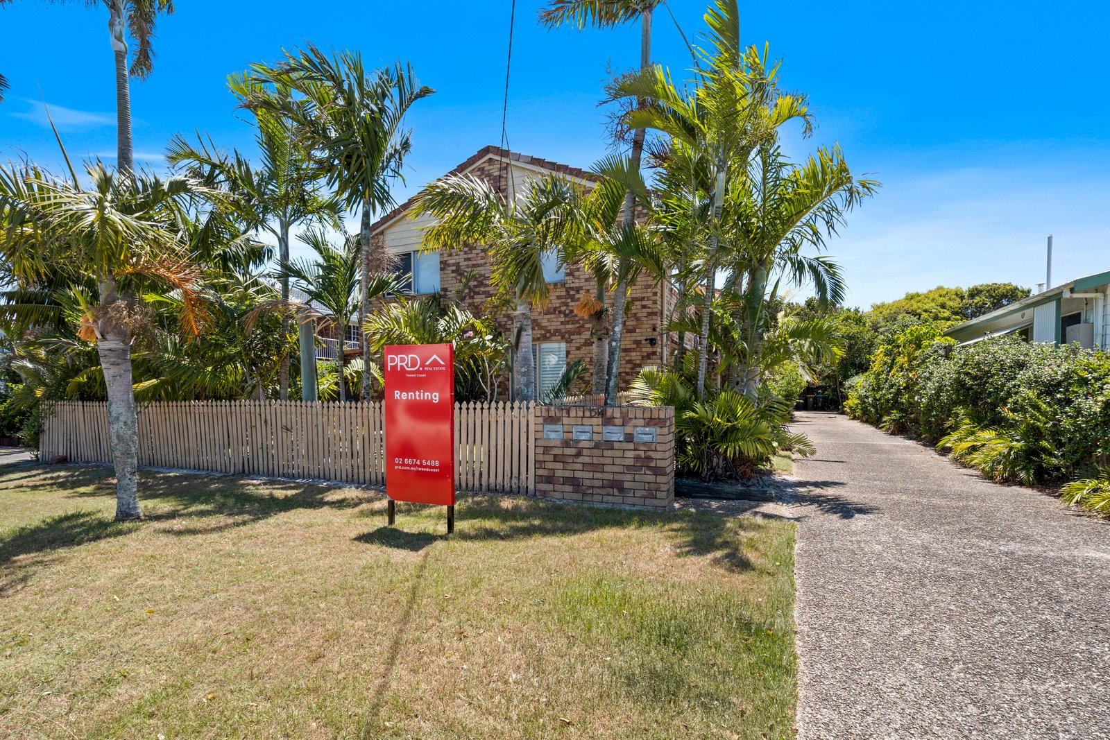 2/54 Elanora Avenue POTTSVILLE 10