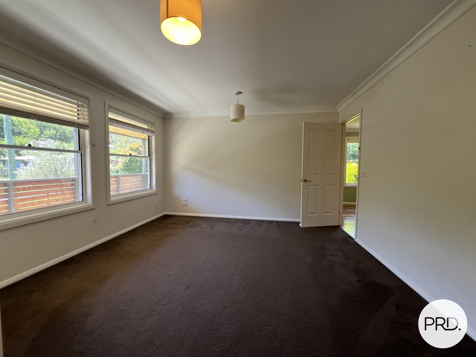 254 Foxlow Street CAPTAINS FLAT 8