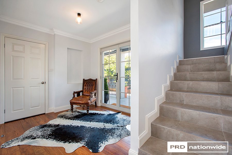 2/54 Griffin Avenue TAMWORTH 5