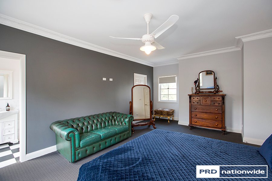 2/54 Griffin Avenue TAMWORTH 17