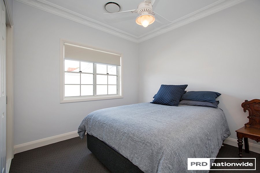 2/54 Griffin Avenue TAMWORTH 19