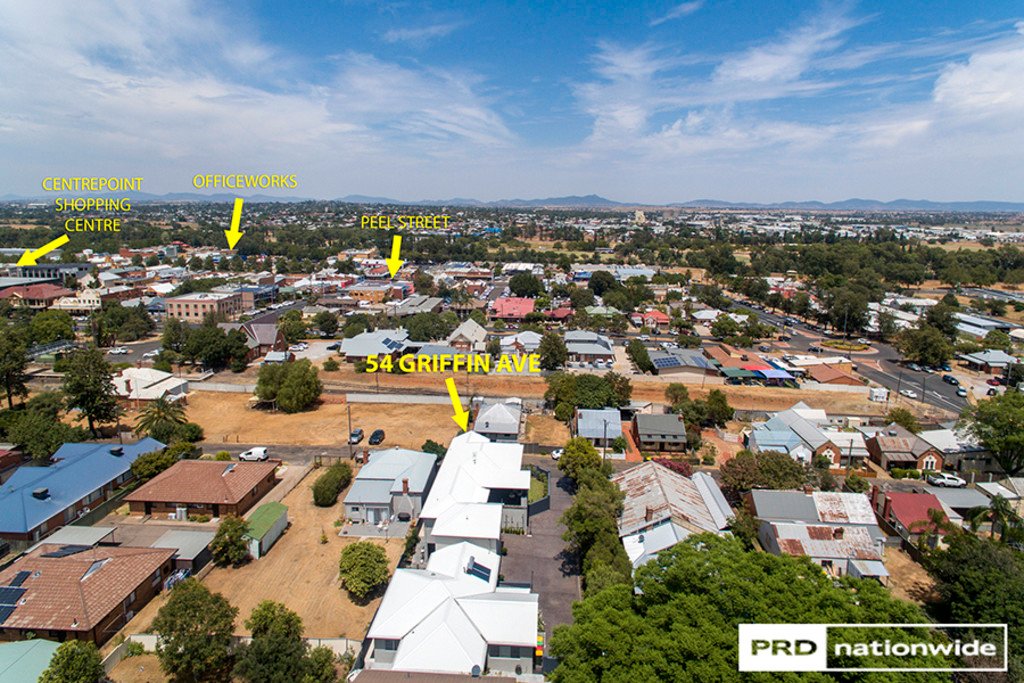 2/54 Griffin Avenue TAMWORTH 26