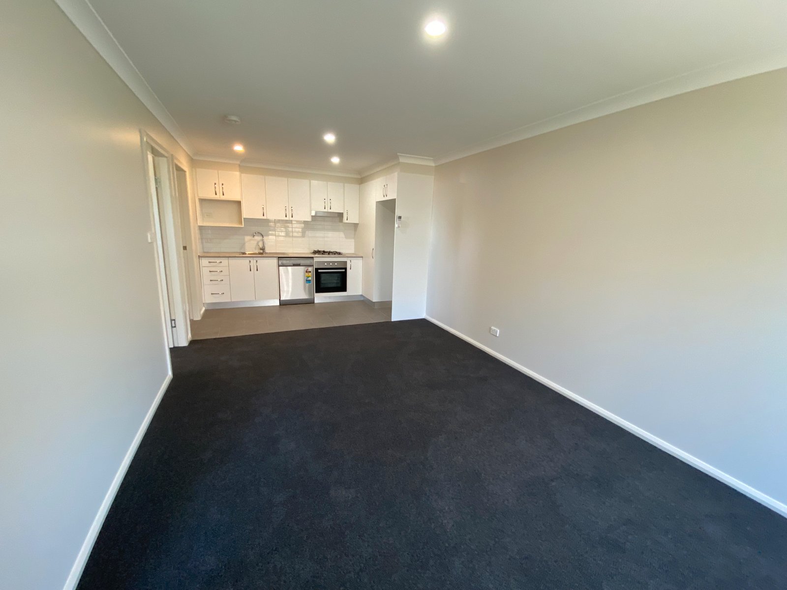 2/54 Kenny Drive WEST TAMWORTH 1