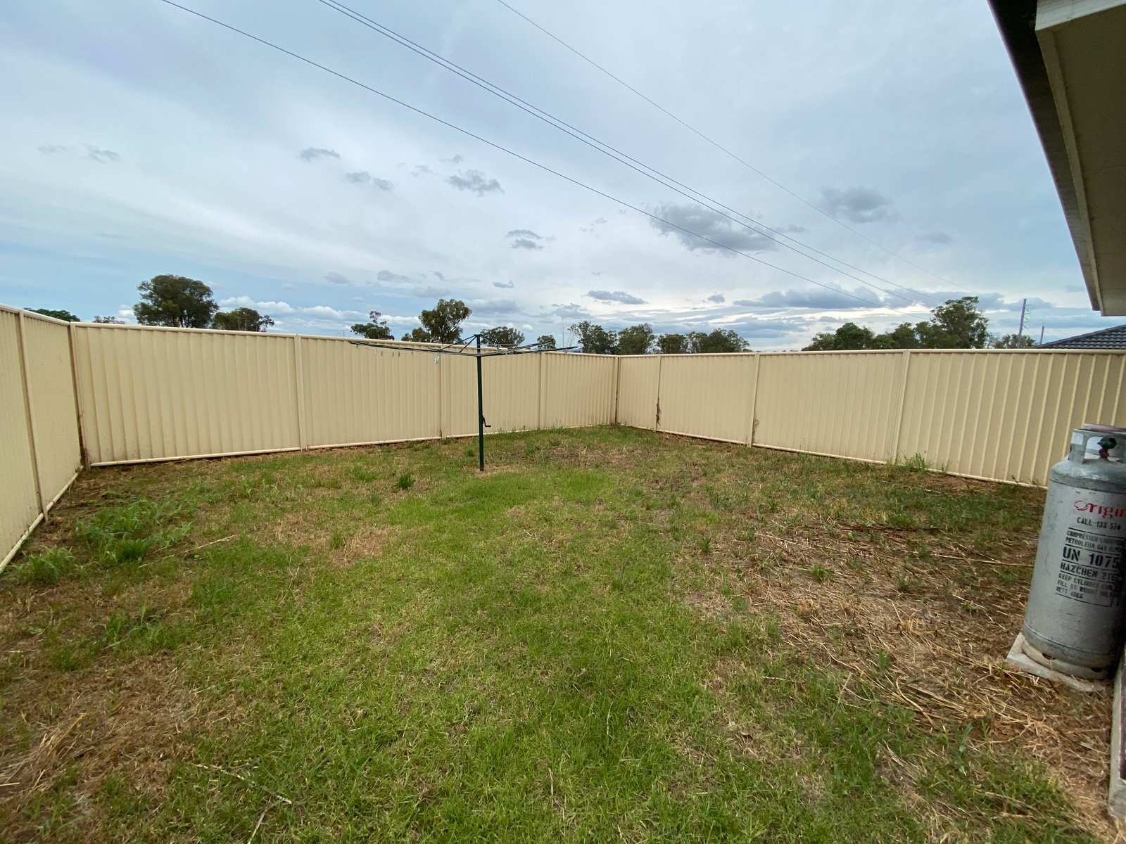 2/54 Kenny Drive WEST TAMWORTH 7