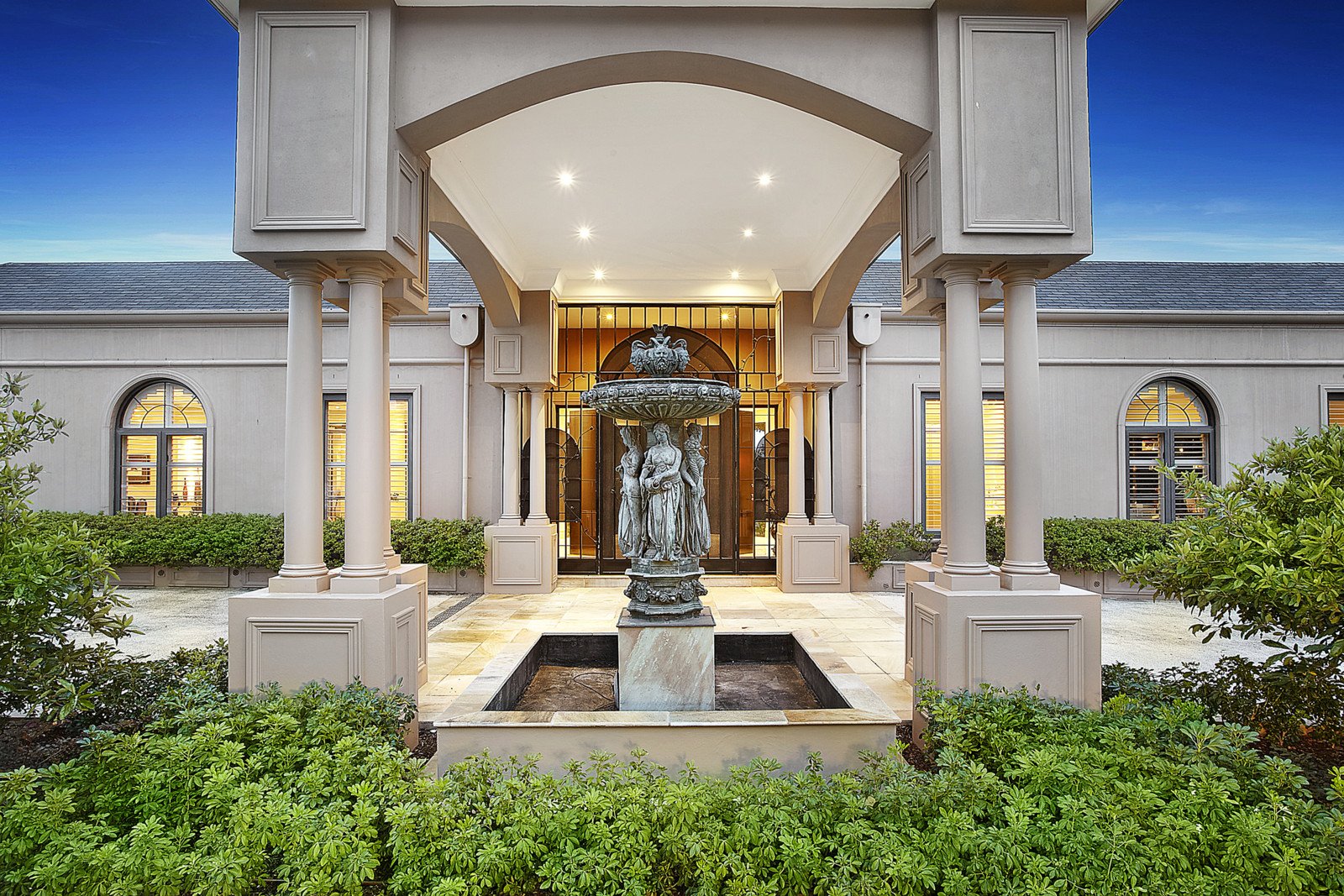 Real Estate and Property in 2/54 Mont Albert Road, Canterbury, VIC